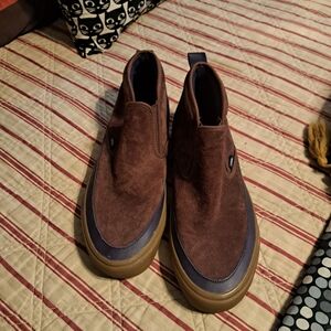 NWOB!!! Vans Men’s MID Slip-On Suede Casual Shoe - Brown. Mens Size 11.5